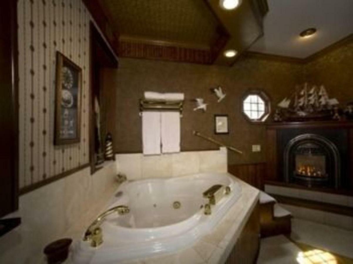 Port City Victorian Inn Muskegon Esterno foto