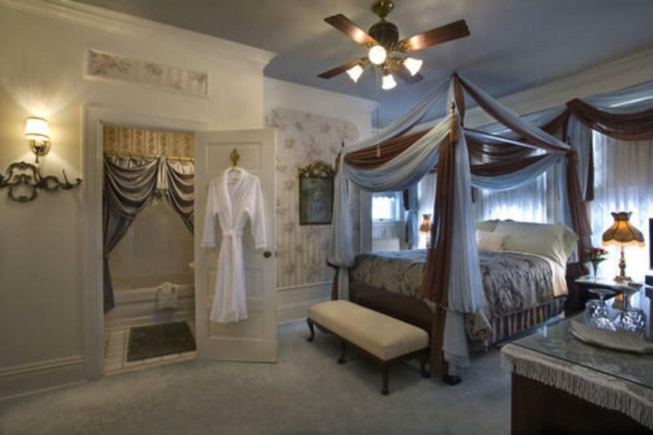 Port City Victorian Inn Muskegon Camera foto